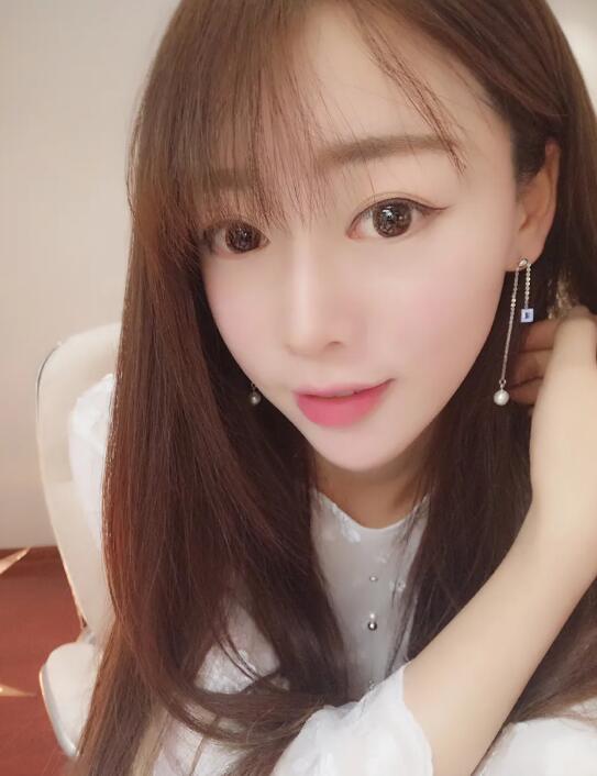 章小依